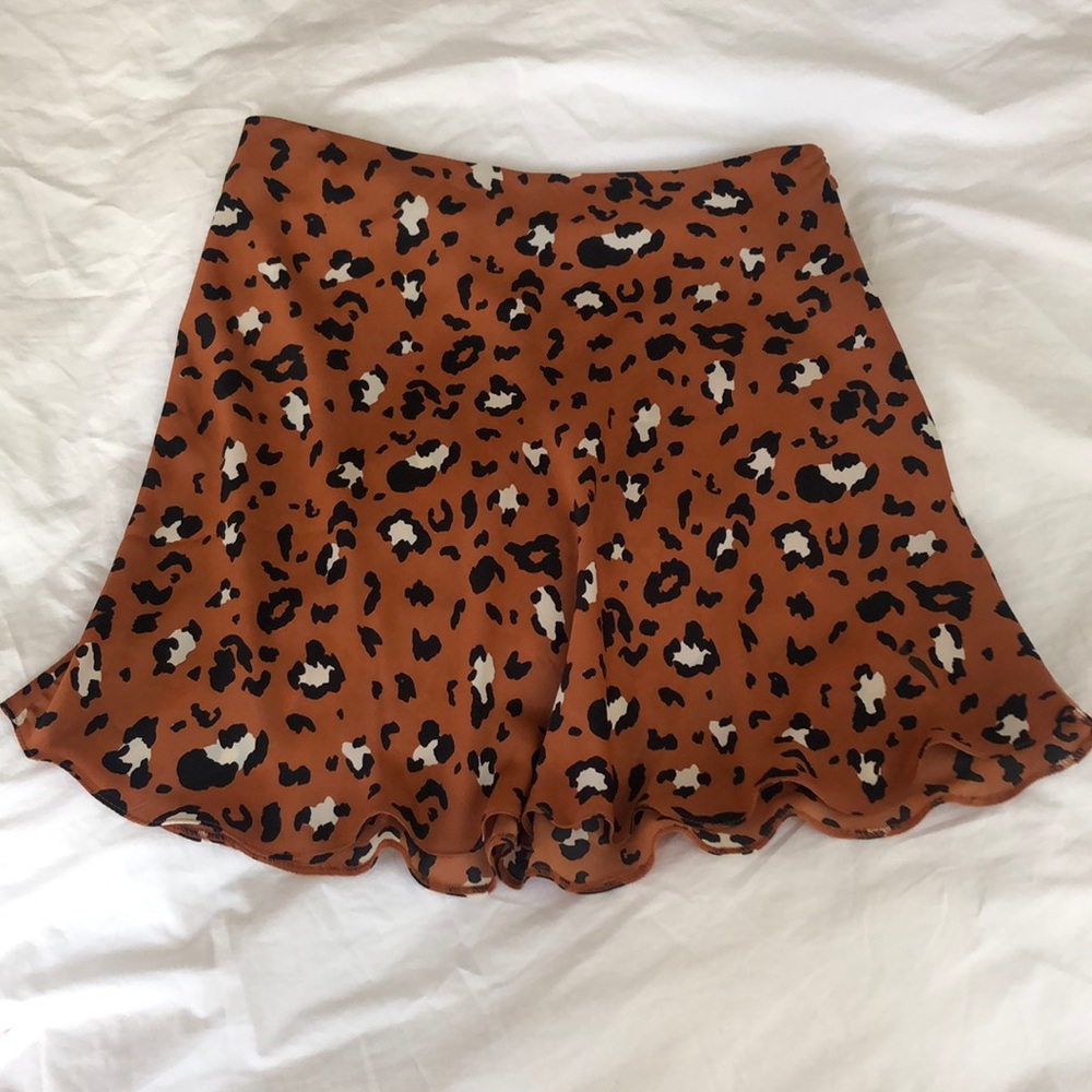 Silk leopard print skirt